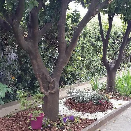 Διαμέρισμα Lovely House *