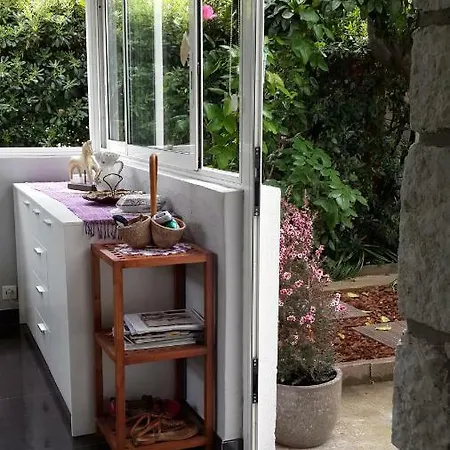 Διαμέρισμα Lovely House