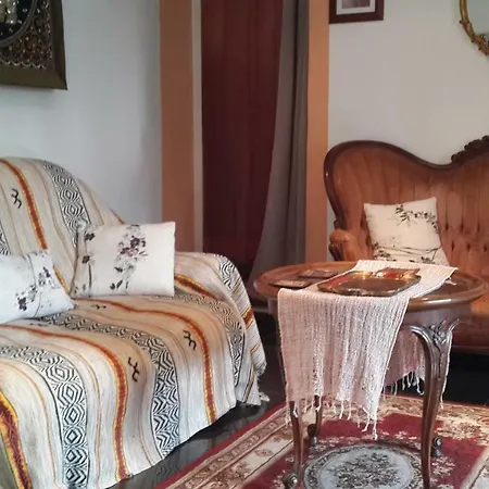 Lovely House Apartment